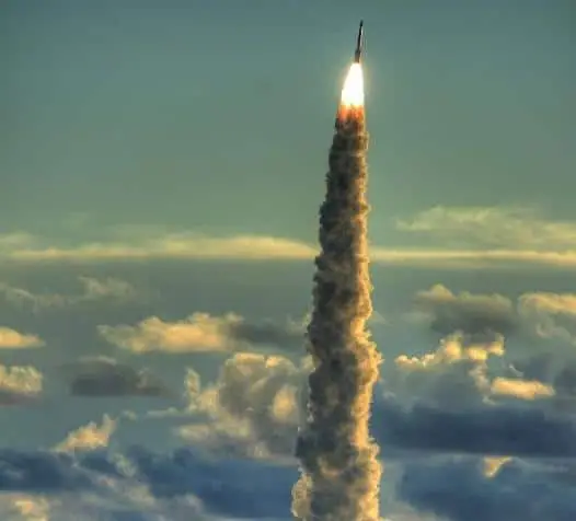 Ракетите: І част – физика на ракетното движение